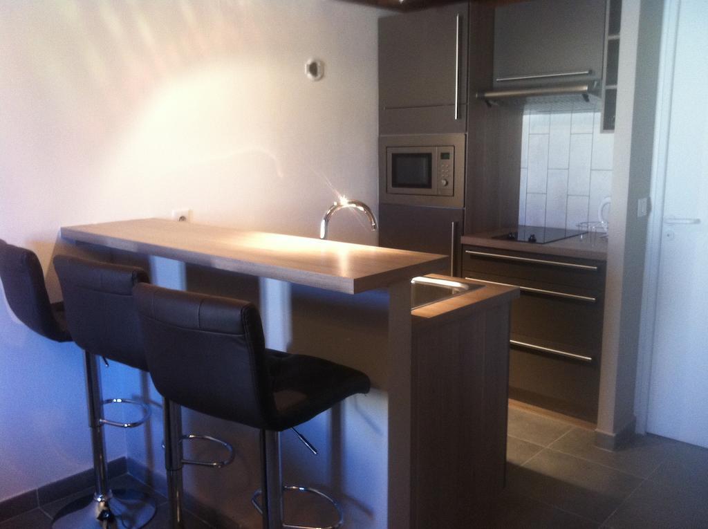 Cannes City Suites Habitación foto